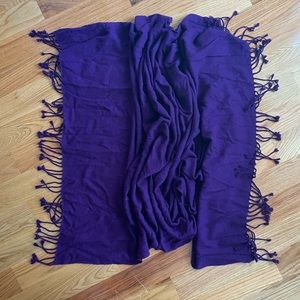 Huge 100% Cashmere Pashmina Scarf/Blanket/Wrap in Purple - approx. 34” by 66”